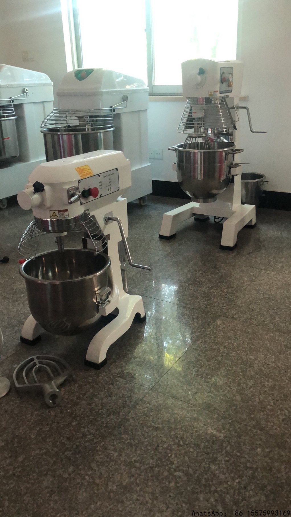 業務用大型厨房機器向け全自動粉体混合機、自動生地製造機、スタ - Heavy Equipment In Kitchen のレビューと価格