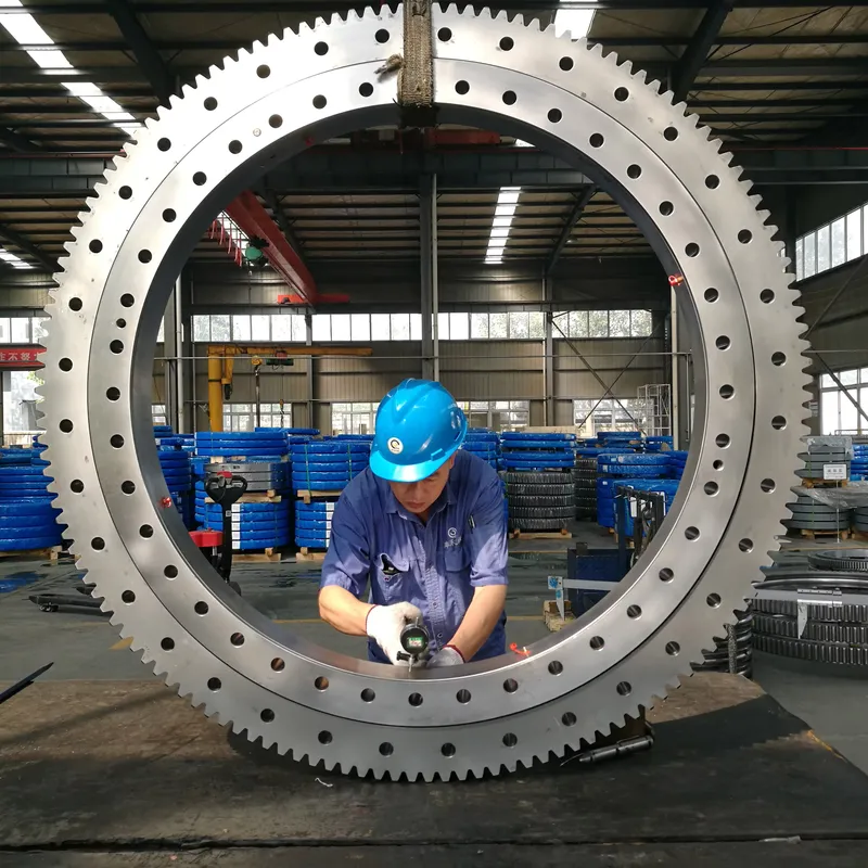 港湾クレーン、港湾用クレーン、舶用揚重装置用大型外部歯車クロ - Heavy Equipment Freeport のレビューと価格